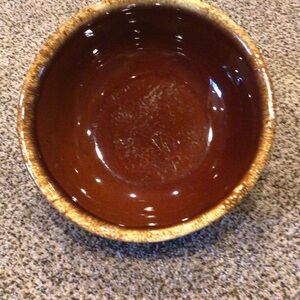Hull Pottery Classic Brown Drip Ceramic Bowl